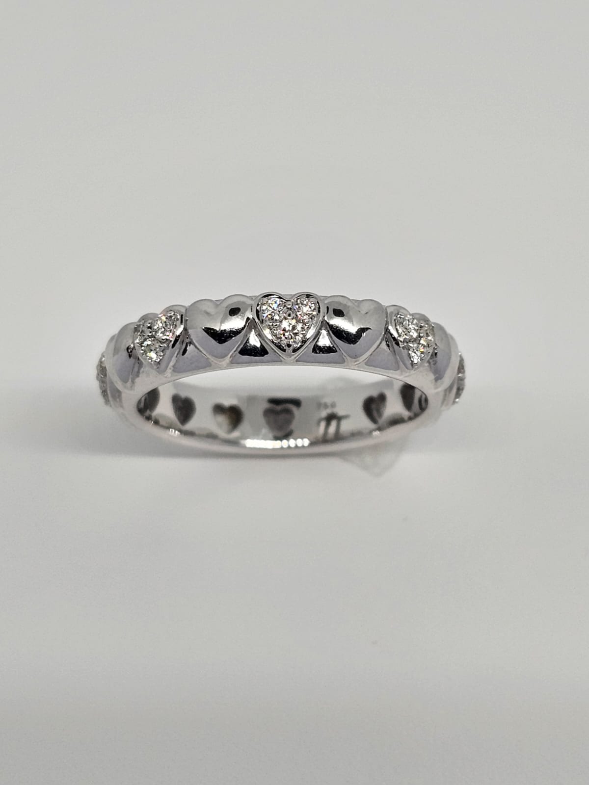 The hearts ring