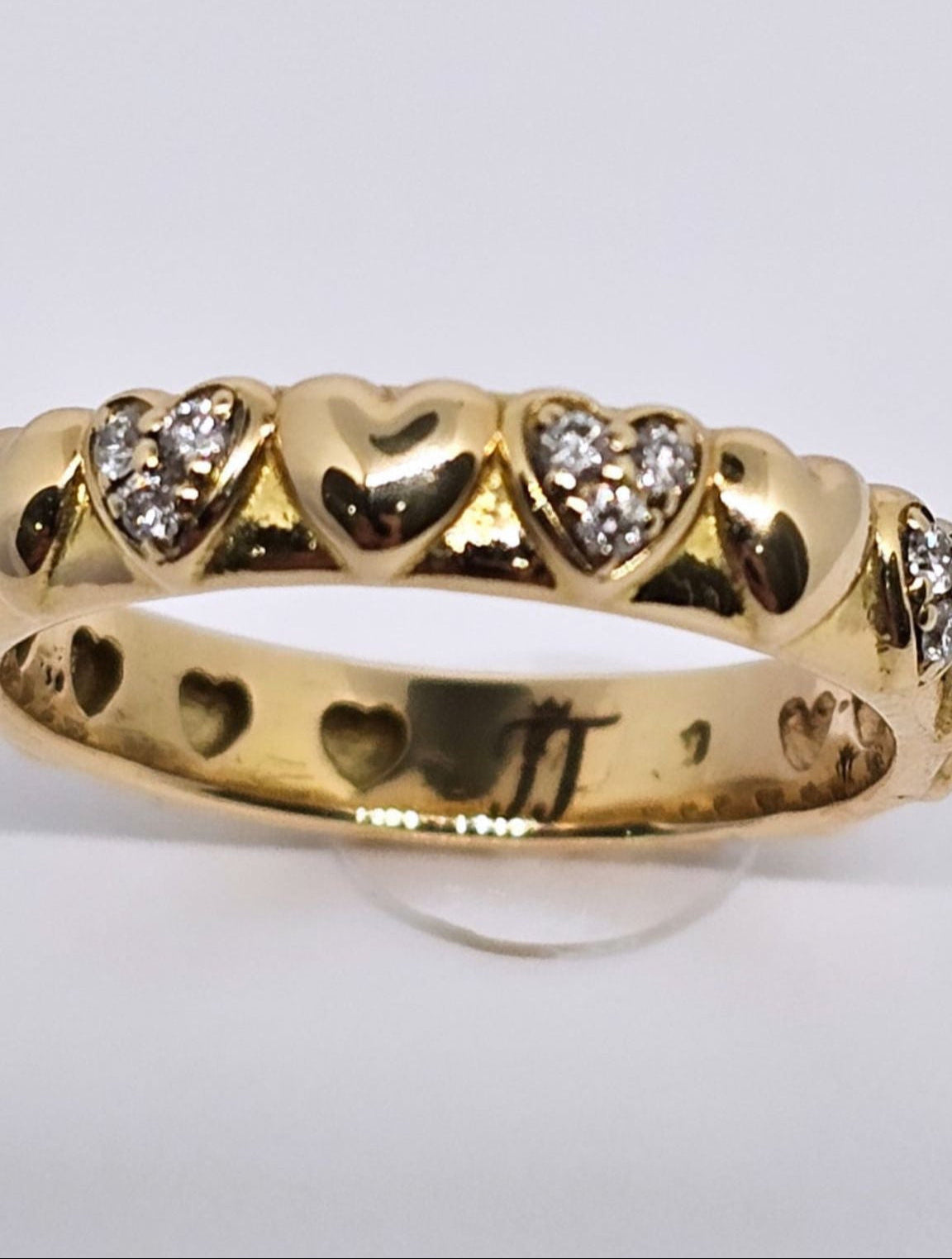 The hearts ring