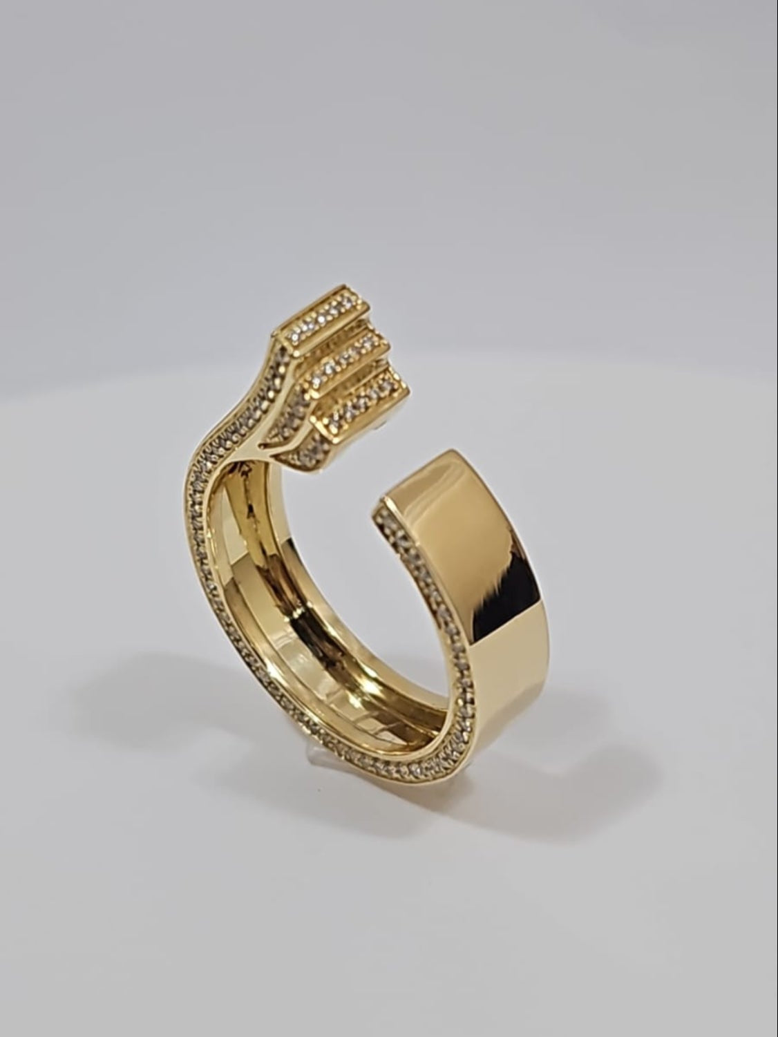 The Bold Ring